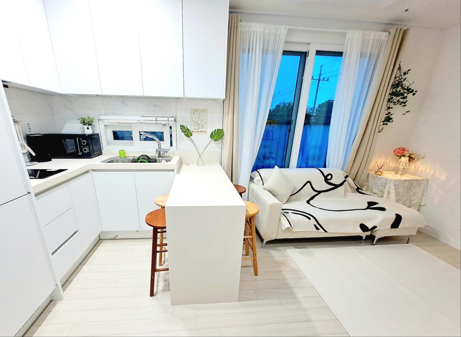 Korea Univ House Apartment *